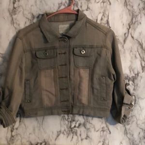 Used girls half crop jean jacket size medium